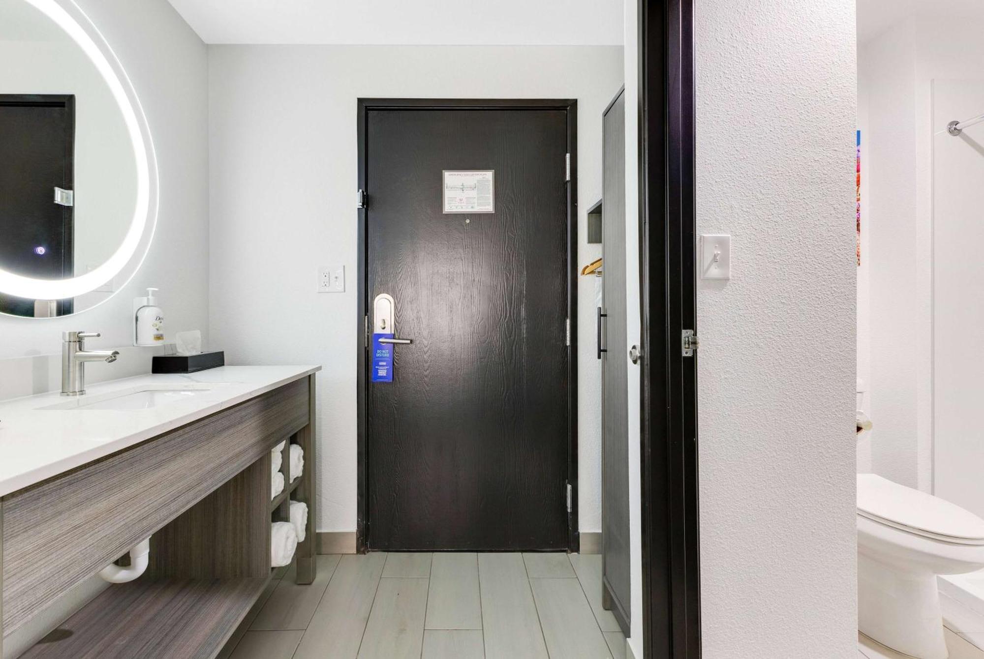 La Quinta Inn & Suites By Wyndham Jacksonville Mandarin Bagian luar foto