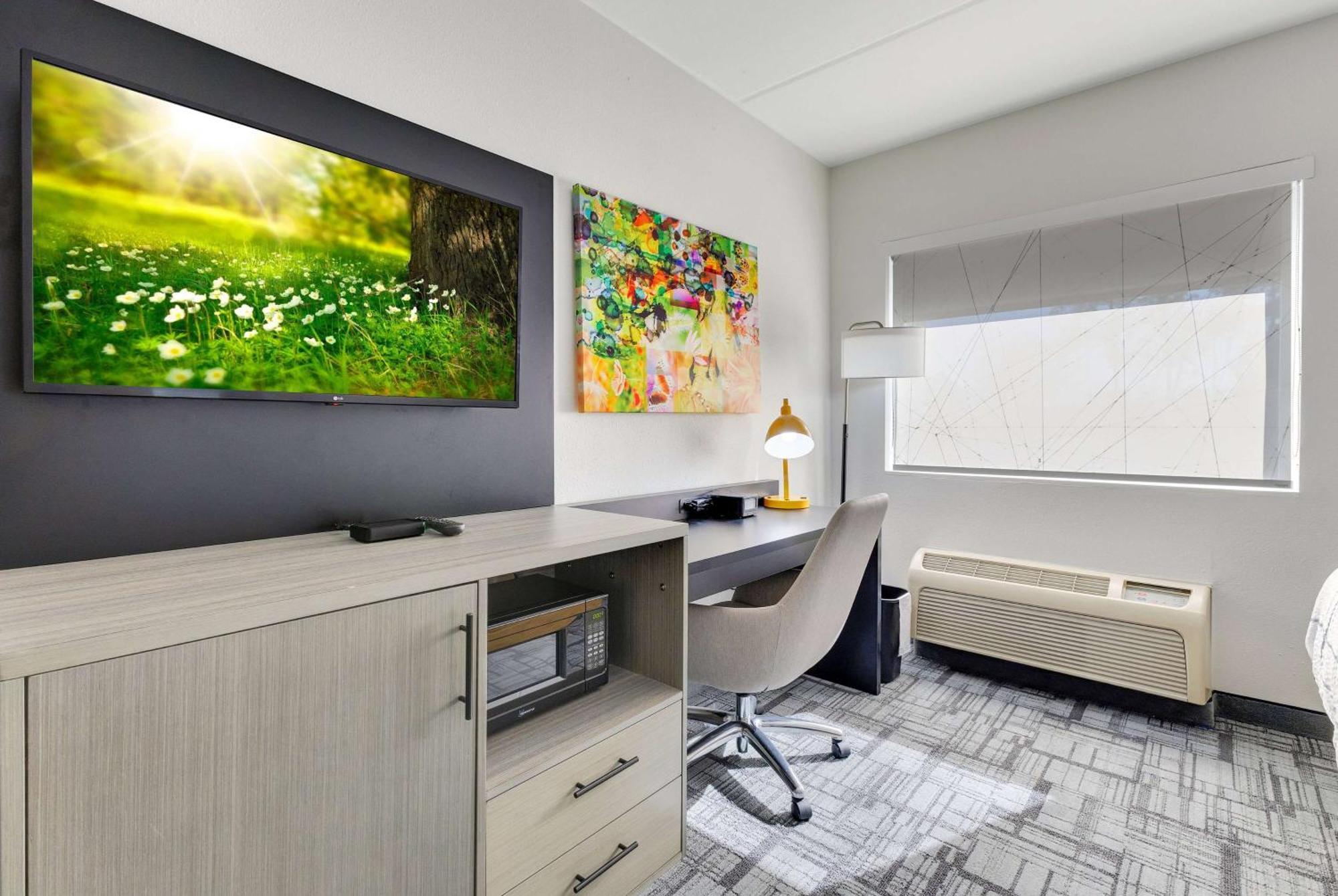 La Quinta Inn & Suites By Wyndham Jacksonville Mandarin Bagian luar foto