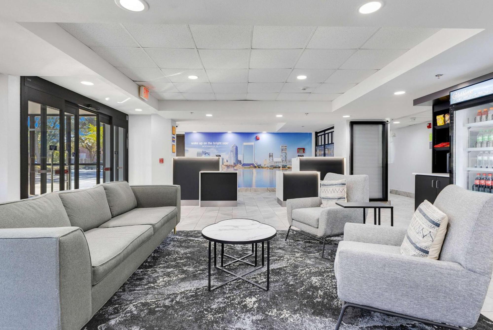 La Quinta Inn & Suites By Wyndham Jacksonville Mandarin Bagian luar foto