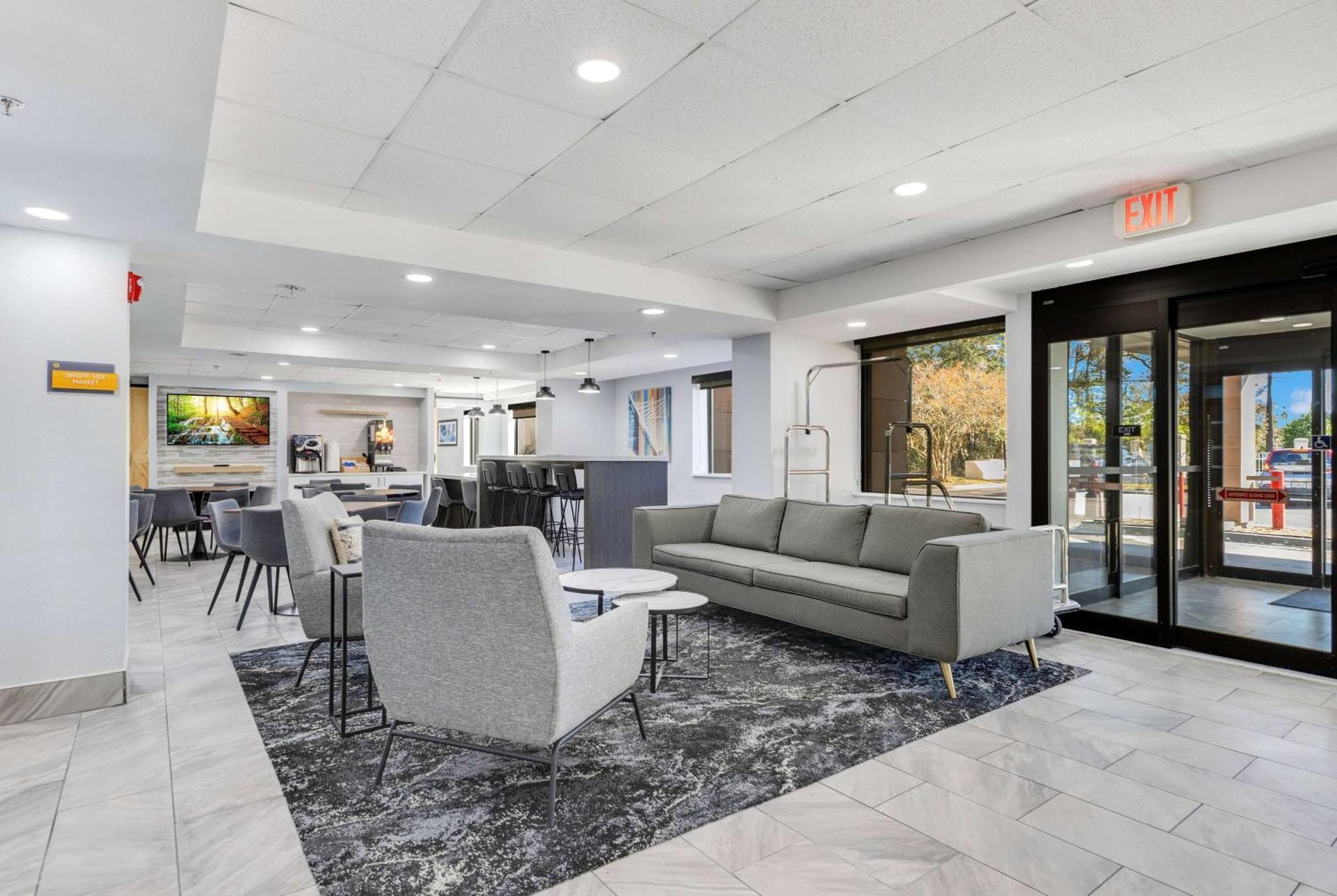La Quinta Inn & Suites By Wyndham Jacksonville Mandarin Bagian luar foto